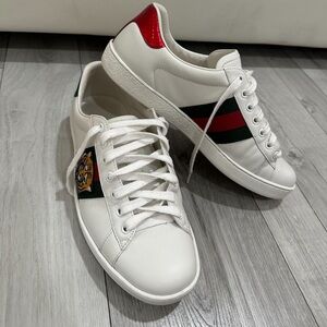 Gucci MEN'S ACE EMBROIDERED SNEAKER